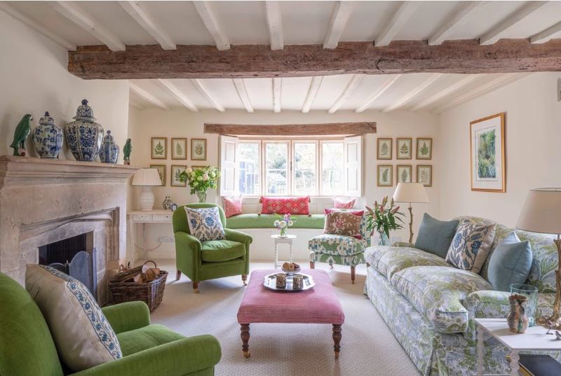 Colourful Design Upholstery by Susan Deliss