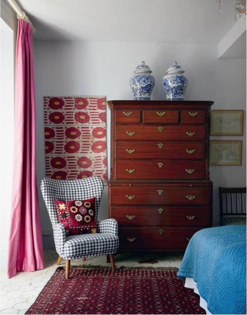 Colourful Design Upholstery by Susan Deliss